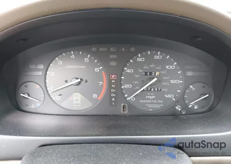 1996 Honda Accord Value from USA, damaged, VIN 1HGCD5699TA215784